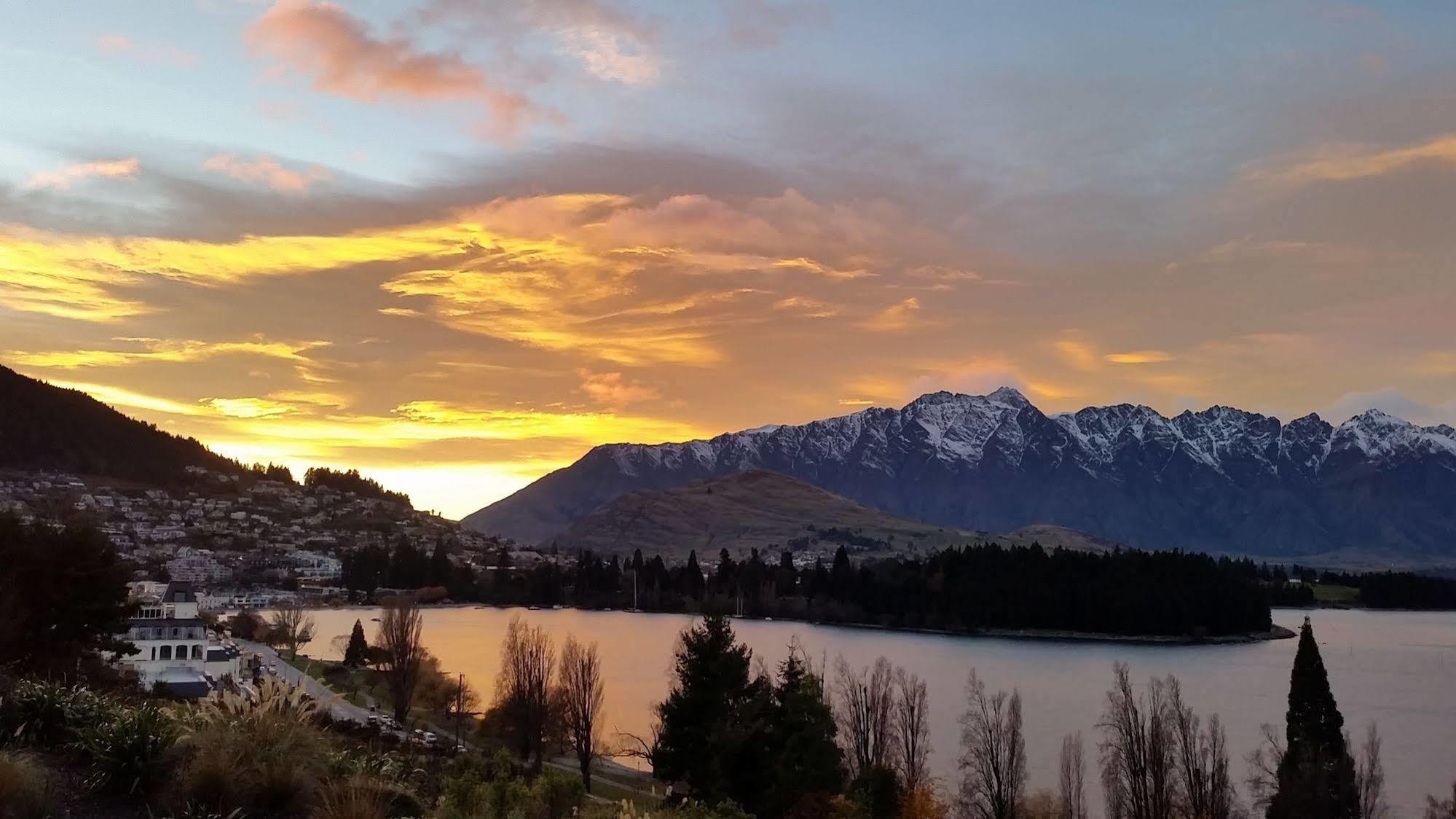 Highview Apartments Queenstown Ngoại thất bức ảnh